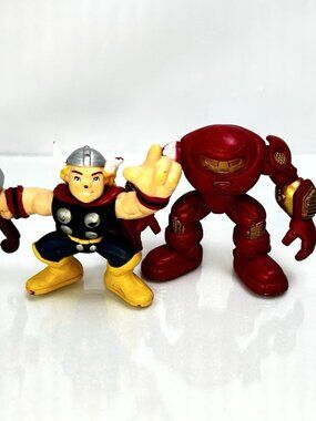 Marvel Super Hero Squad Figure Hulkbuster and Thor